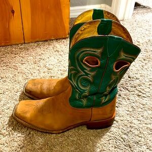 Men’s Nocona cowboy boots, size 10EE